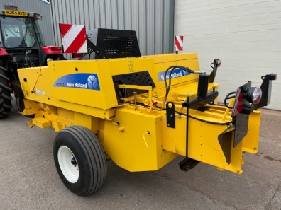 New Holland BC5070 conventional baler