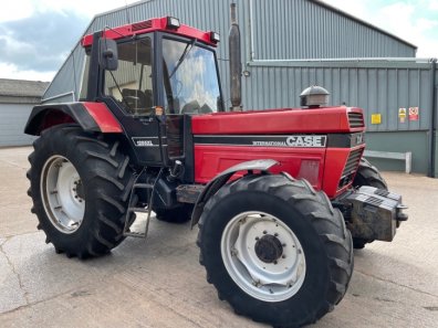 Case International 1255XL