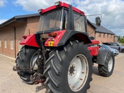 Case International 1255XL