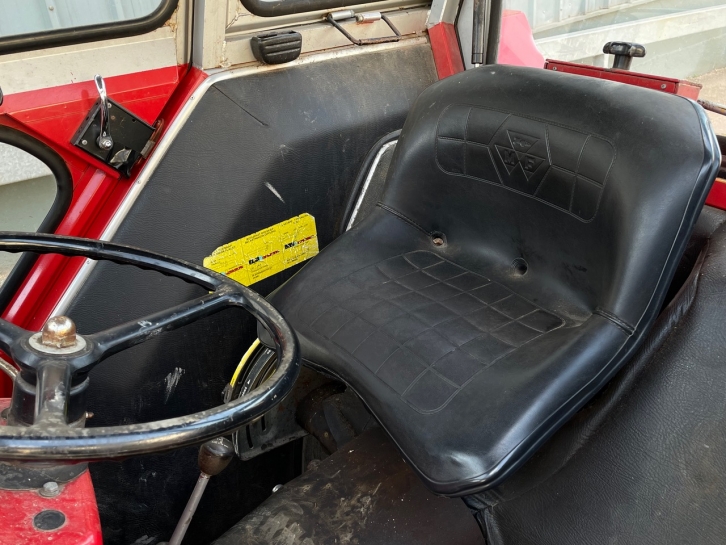 Massey Ferguson 135