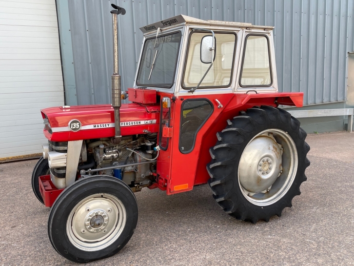 Massey Ferguson 135
