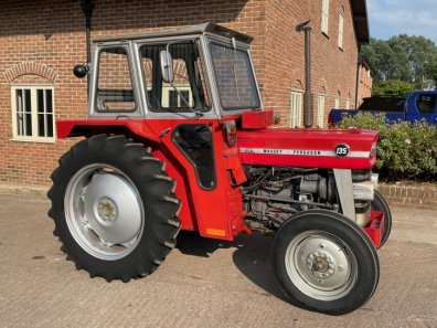 Massey Ferguson 135