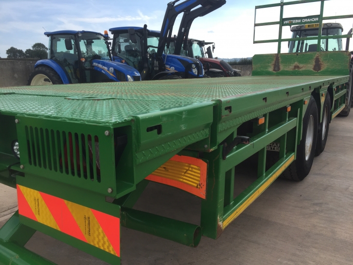 Richard Western 27ft trailer