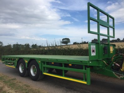 Richard Western 27ft trailer