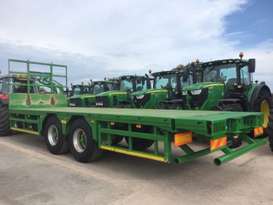 Richard Western 27ft trailer