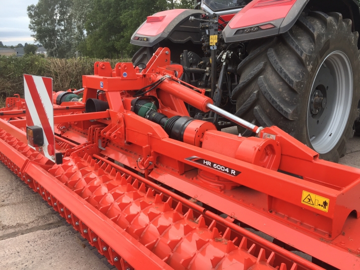 Kuhn HR6004 power harrow