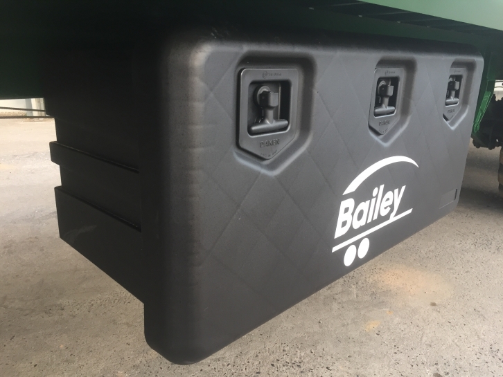 Bailey 27ft flat trailer