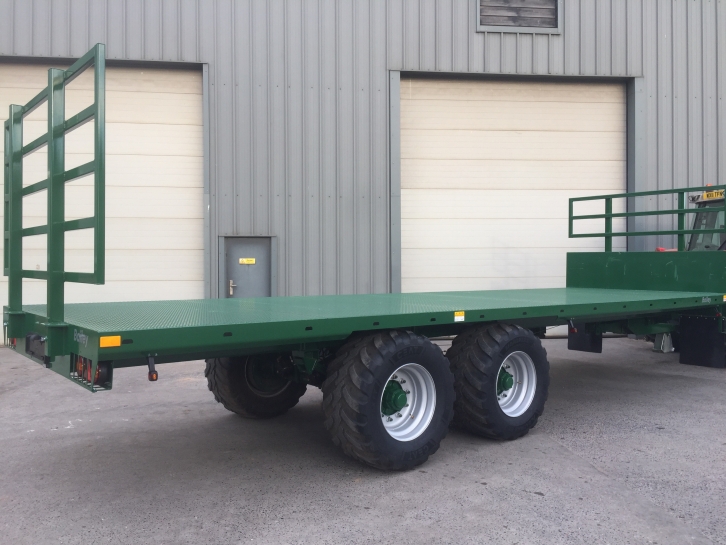 Bailey 27ft flat trailer