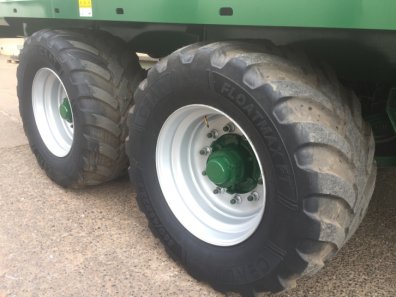 Bailey 27ft flat trailer