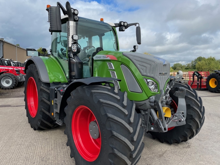 Fendt 724 Profi-Plus