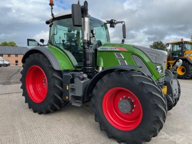 Fendt 724 Profi-Plus