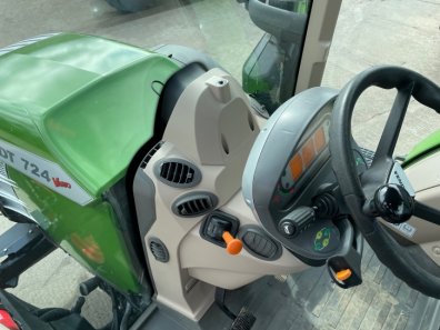 Fendt 724 Profi-Plus