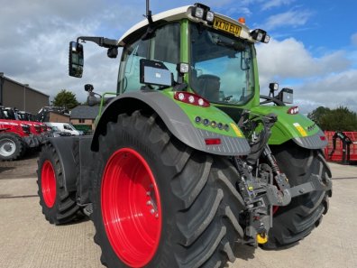 Fendt 724 Profi-Plus