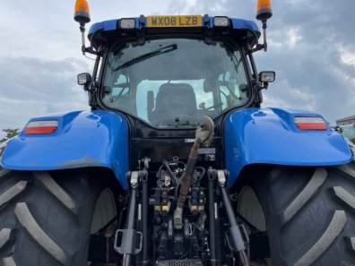 New Holland T7030