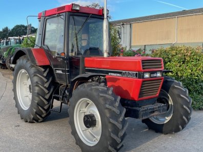 Case 1056XL