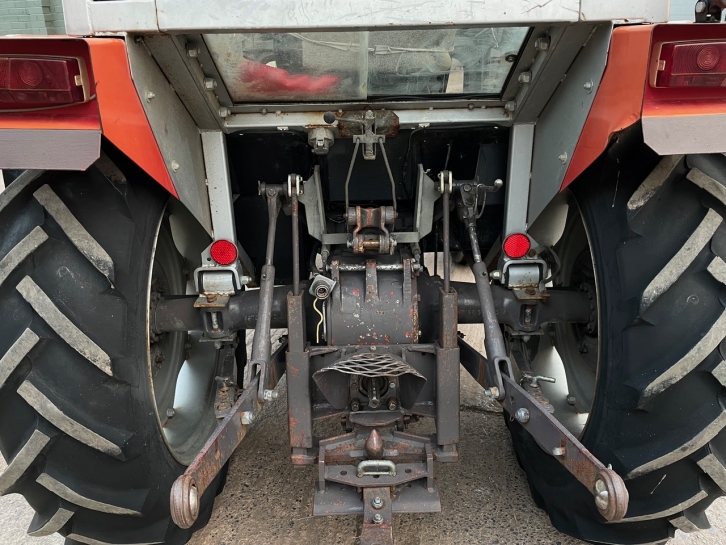 Massey Ferguson 240