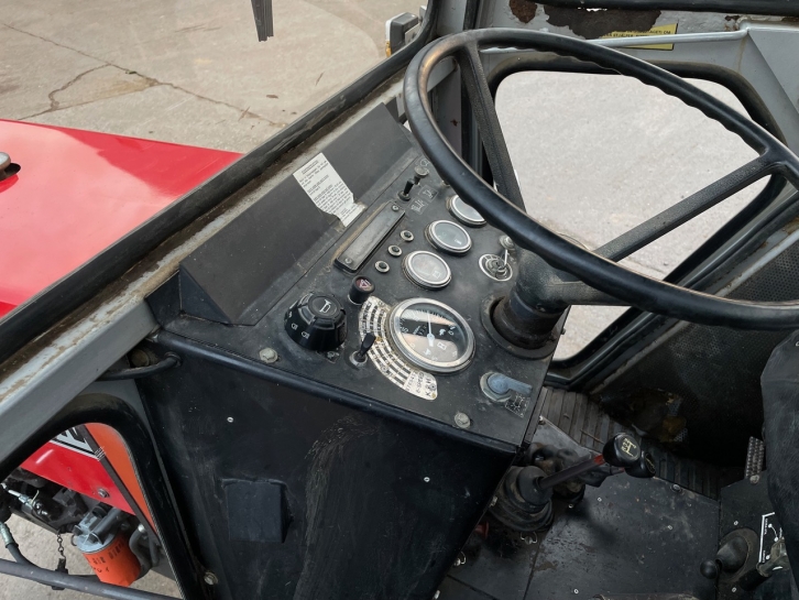 Massey Ferguson 240