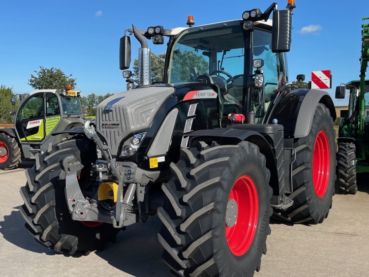 Fendt 724 Profi-Plus
