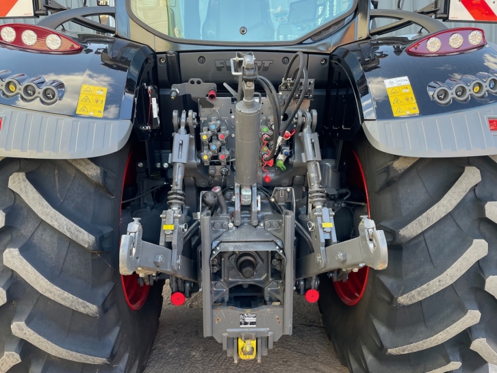 Fendt 724 Profi-Plus