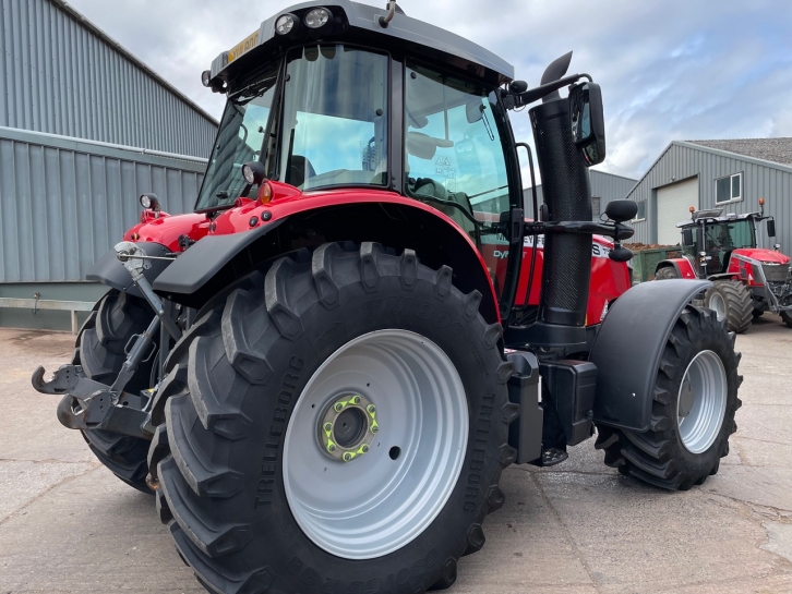 Massey Ferguson 7718S Exclusive
