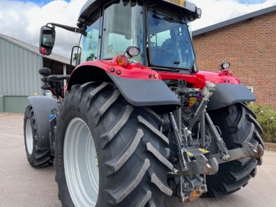 Massey Ferguson 7718S Exclusive