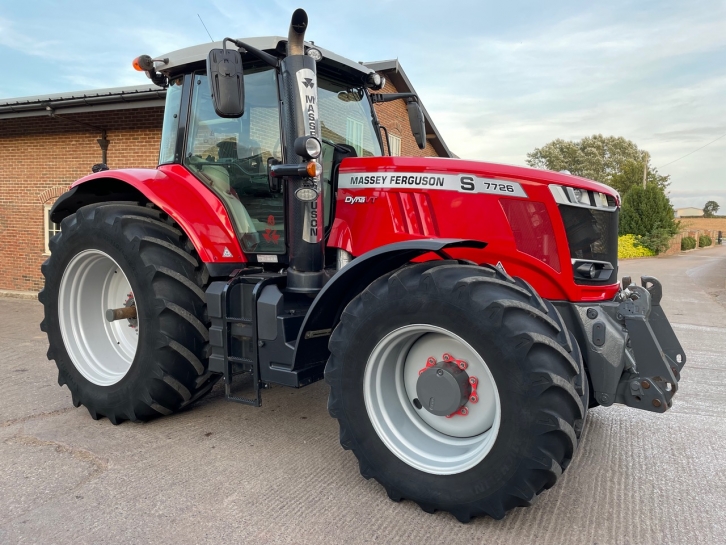 Massey Ferguson 7726S Exclusive