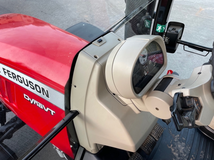 Massey Ferguson 7726S Exclusive