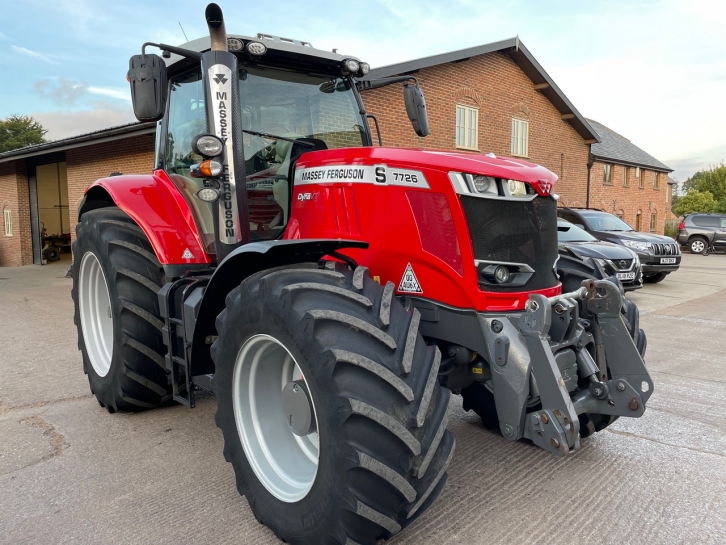 Massey Ferguson 7726S Exclusive