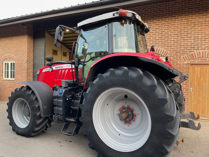 Massey Ferguson 7726S Exclusive