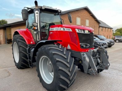 Massey Ferguson 7726S Exclusive