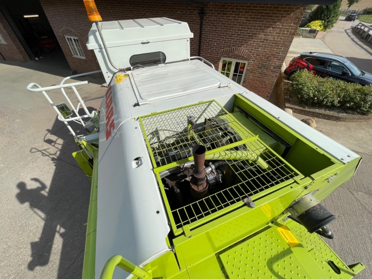 Claas Dominator 48S