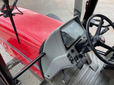 Massey Ferguson 8160