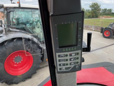 Massey Ferguson 8160
