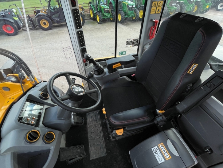 JCB 419S