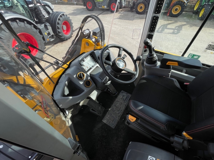 JCB 419S