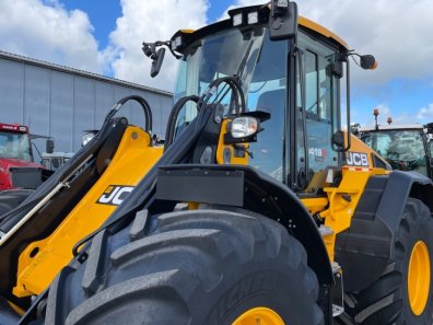 JCB 419S