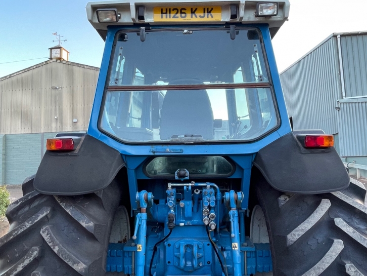 Ford 8830