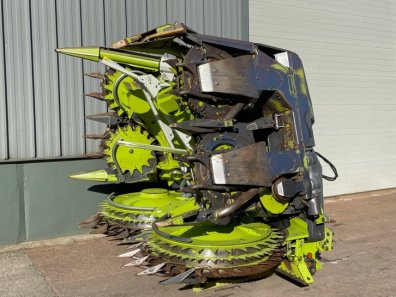 Claas Orbis 600 8 row Maize header