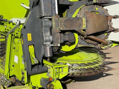 Claas Orbis 600 8 row Maize header