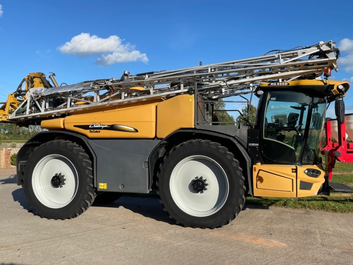 Challenger RoGator RG655D sprayer