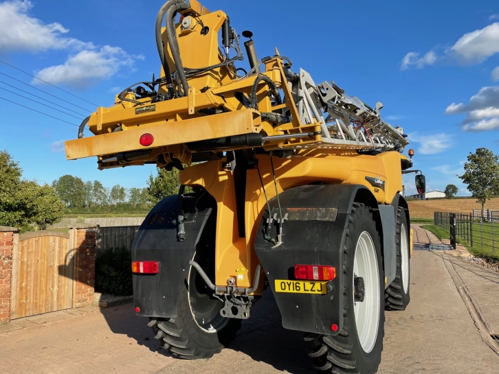 Challenger RoGator RG655D sprayer