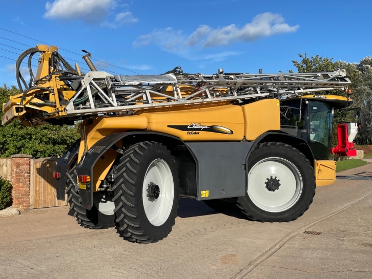Challenger RoGator RG655D sprayer
