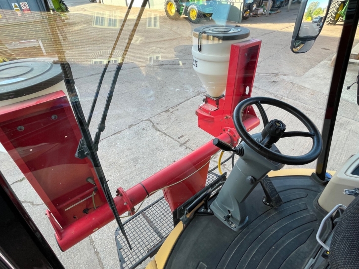 Challenger RoGator RG655D sprayer