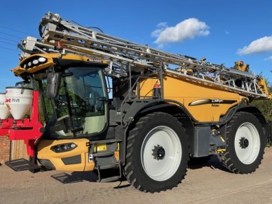 Challenger RoGator RG655D sprayer