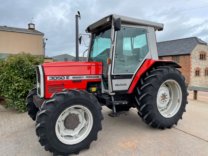 Massey Ferguson 3050E