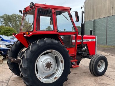 Massey Ferguson 265