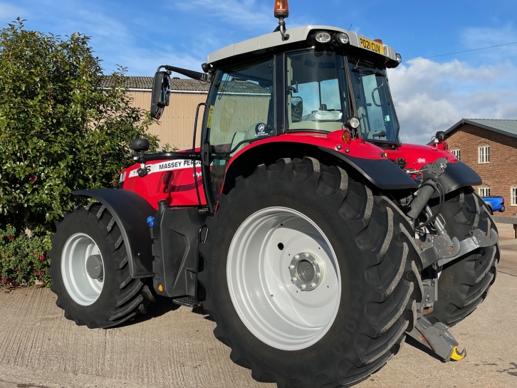 Massey Ferguson 7719S Exclusive