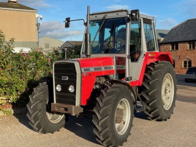 Massey Ferguson 690