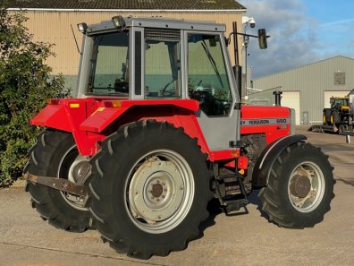 Massey Ferguson 690