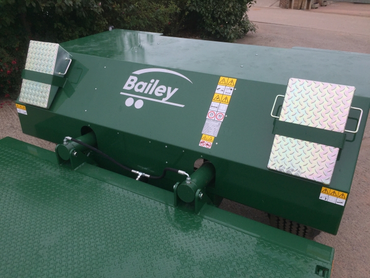 Bailey drop deck 8/60 low loader